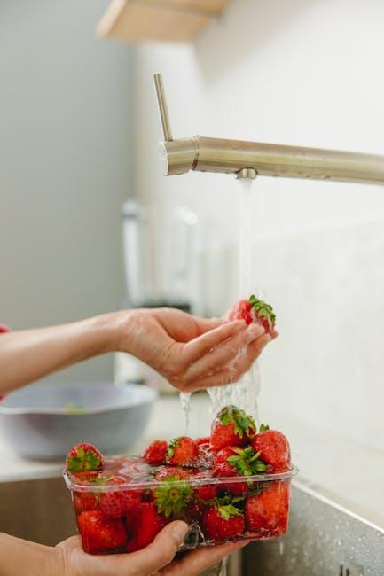 Choosing the Best Natural Ingredients for Effective Cleaning