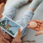 Phones as second brains: helpful or harmful?