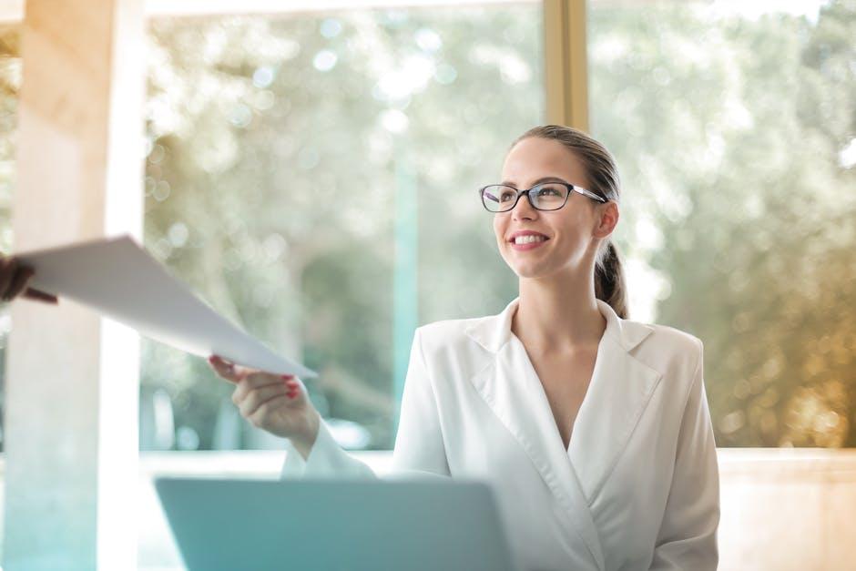 Enhancing Focus and Reducing Distractions with Intelligent Assistants
