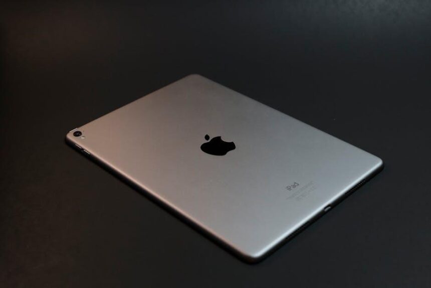 Mastering Dark Mode on Your iPad for a Comfortable Experience